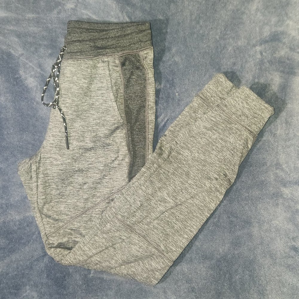 American Eagle ladies' athletic pants. grey and black in size XXS/  24" waist
